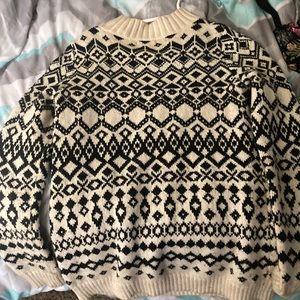sweater black and white